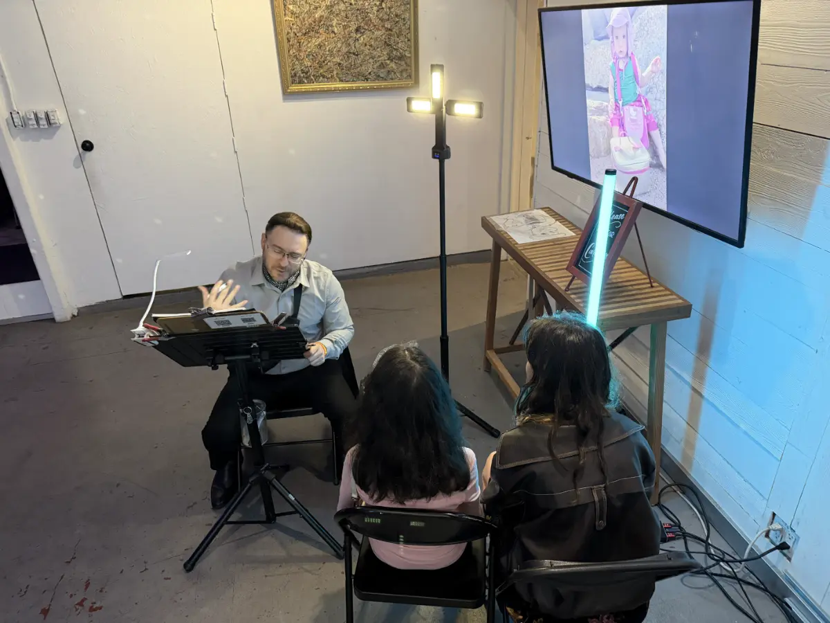 Live caricature artist entertainment at a Bar Mitzvah event in West Hollywood.