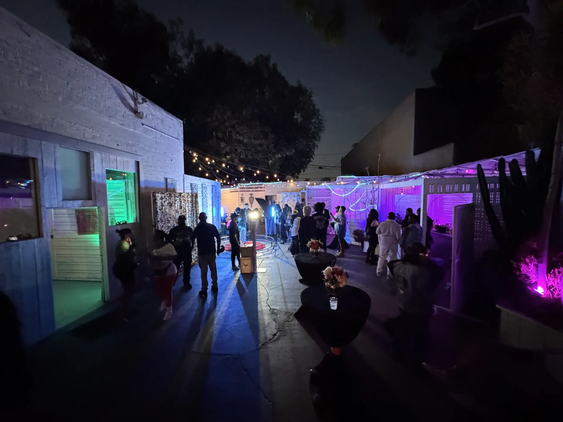 Outdoor courtyard event with colorful lighting for kids birthday party in Mar Vista premium venue.