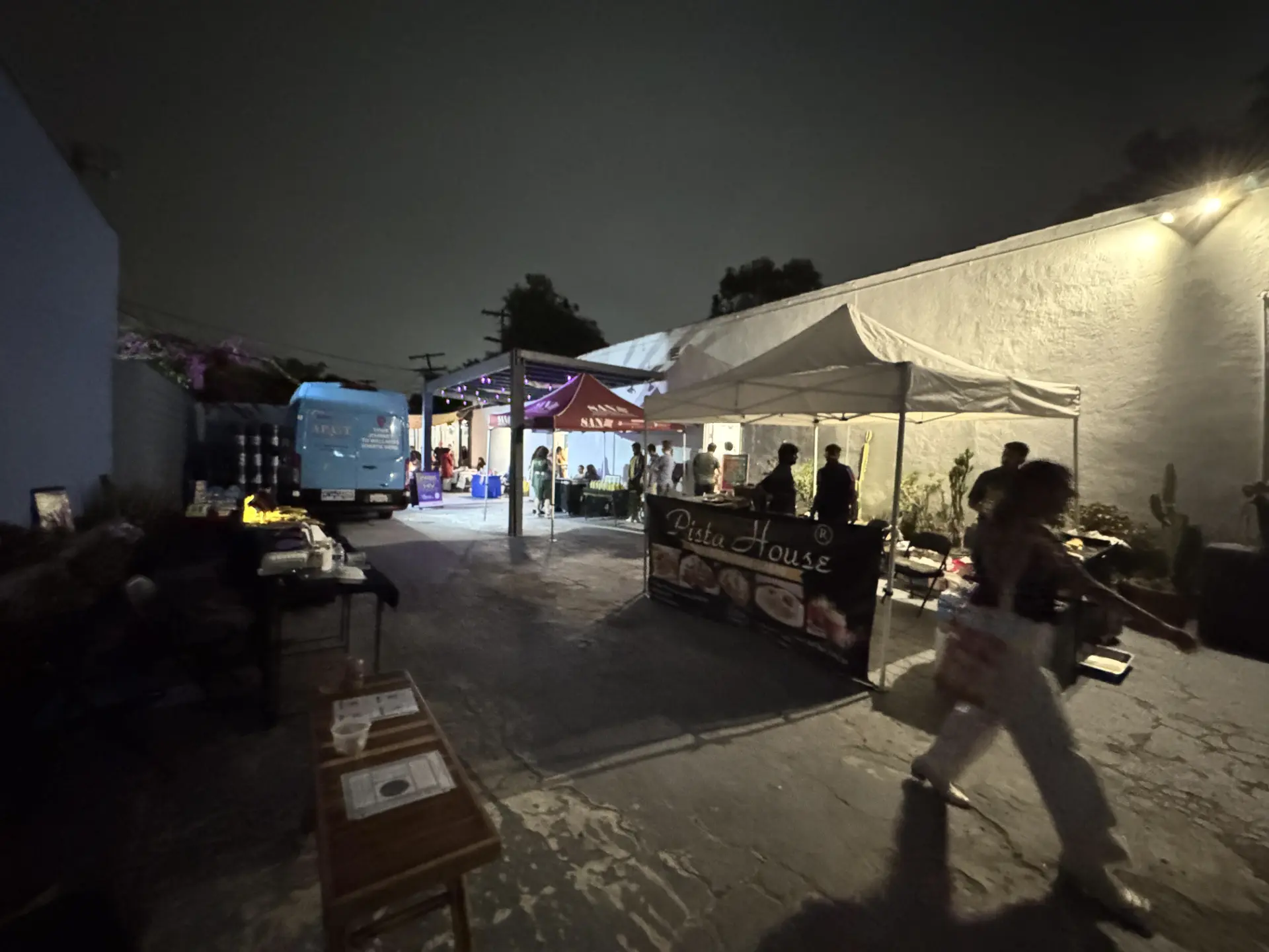 Vibrant outdoor celebration for a premium kids birthday party in West Adams with festive decor.